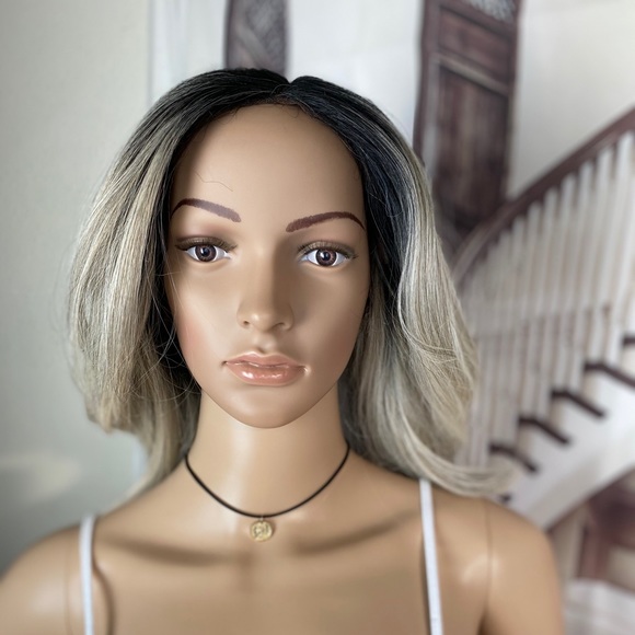 Gray ombré synthetic wig - Bobbi Boss main image 7